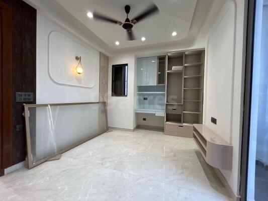 Niti Khand 2, Indirapuram