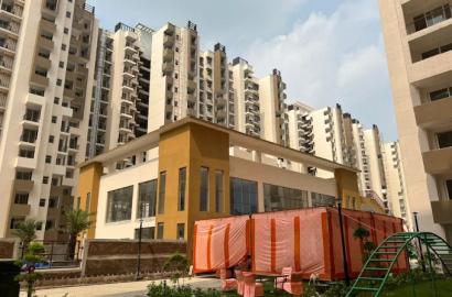 Amrapali Leisure Park, Noida Extension