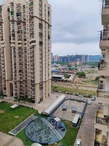 Saviour Greenarch, Noida Extension