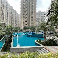 Cleo County, Noida Extension