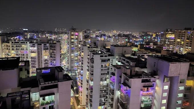 Gaur City 14th Avenue, Noida Extension