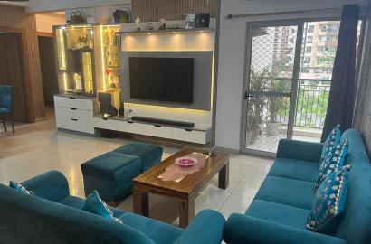 Hyde Park, Sector 78, Central Noida