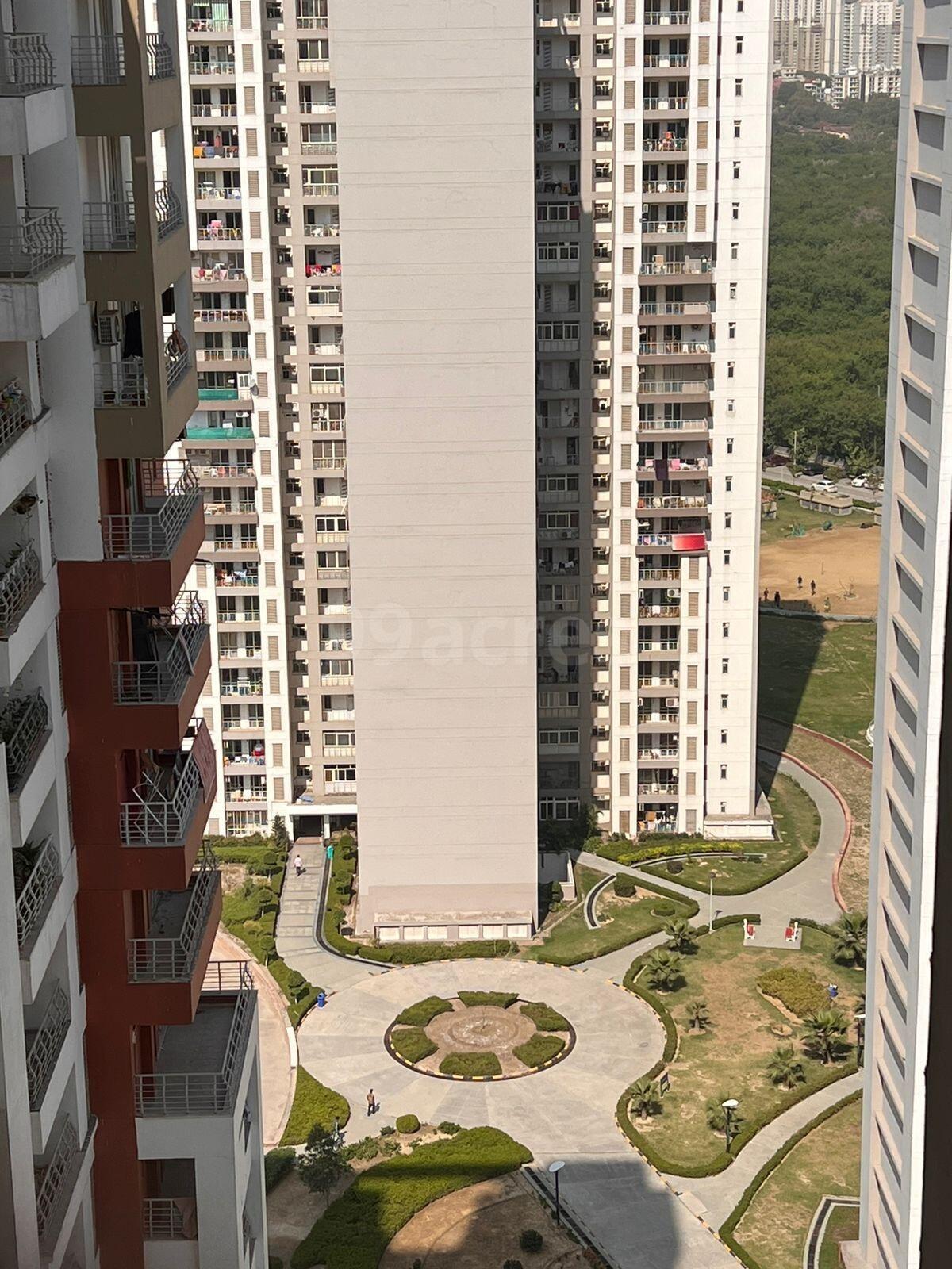 Lotus Panache, Sector 110, Central Noida