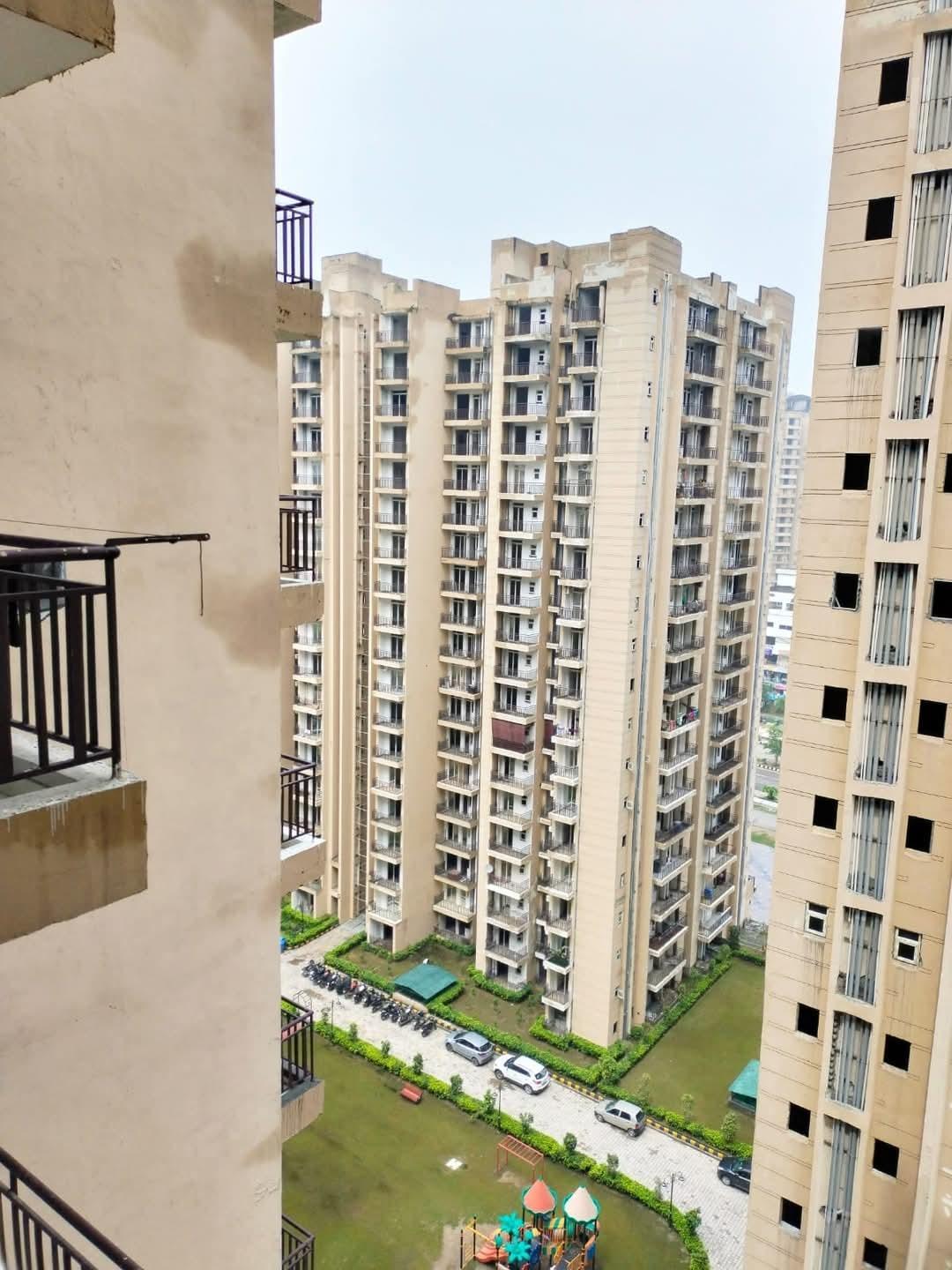 Aims Green Avenue – 1440 SQFT | 3 BHK | For Sale | Noida Extension