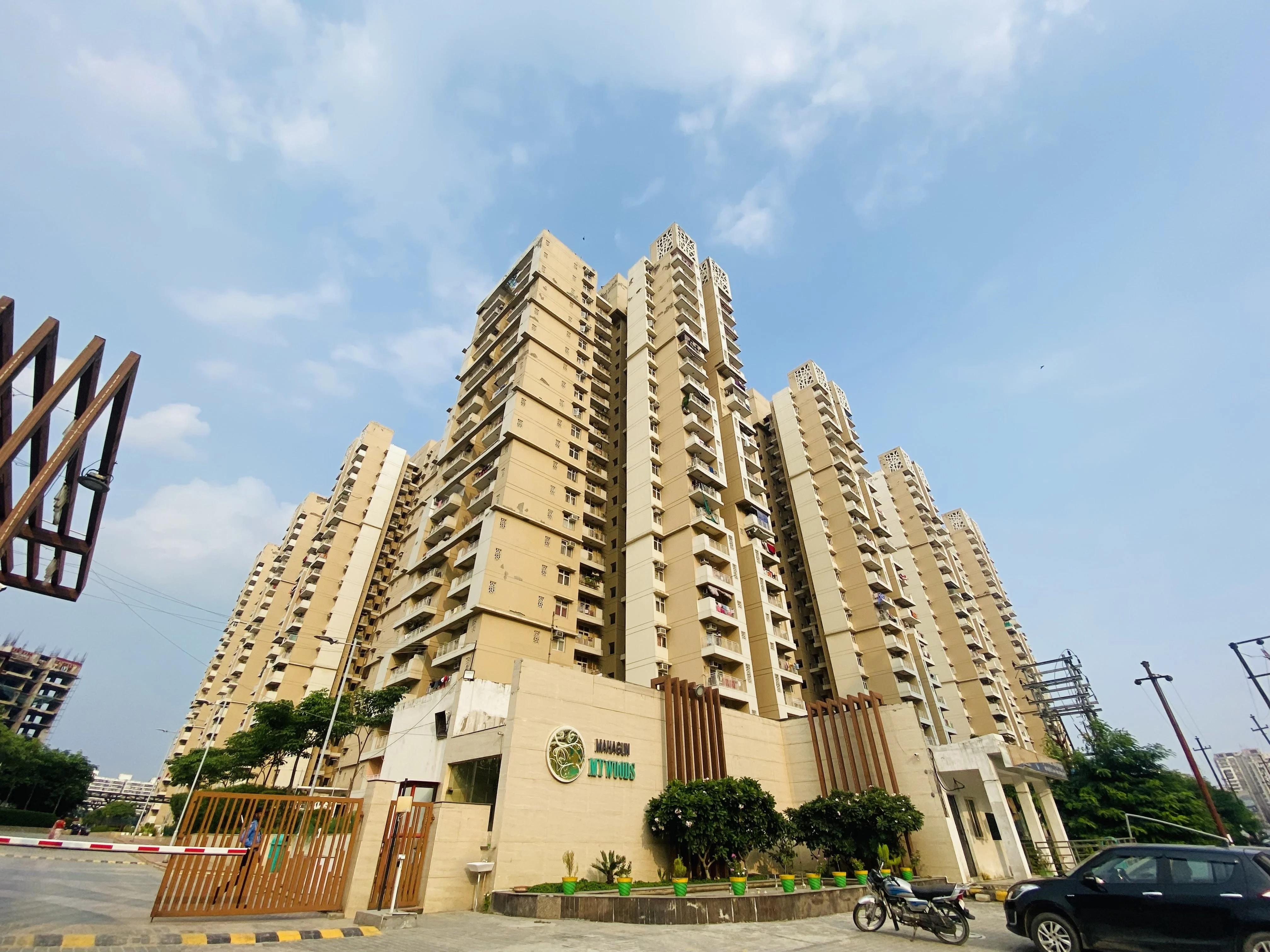 Mahagun Mywoods, Noida Extension