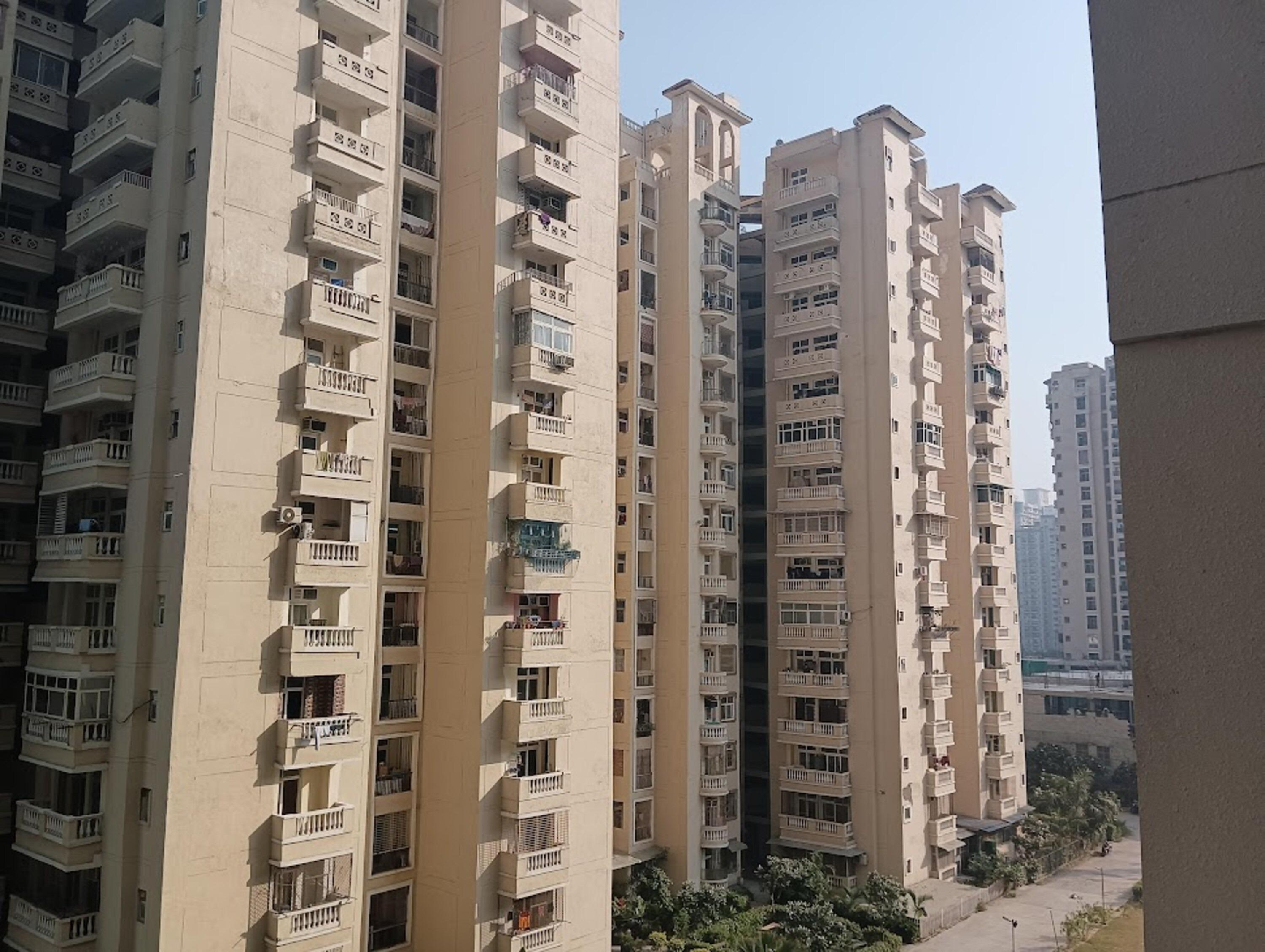 Amrapali Silicon City,  Sector 76, Noida, Uttar Pradesh