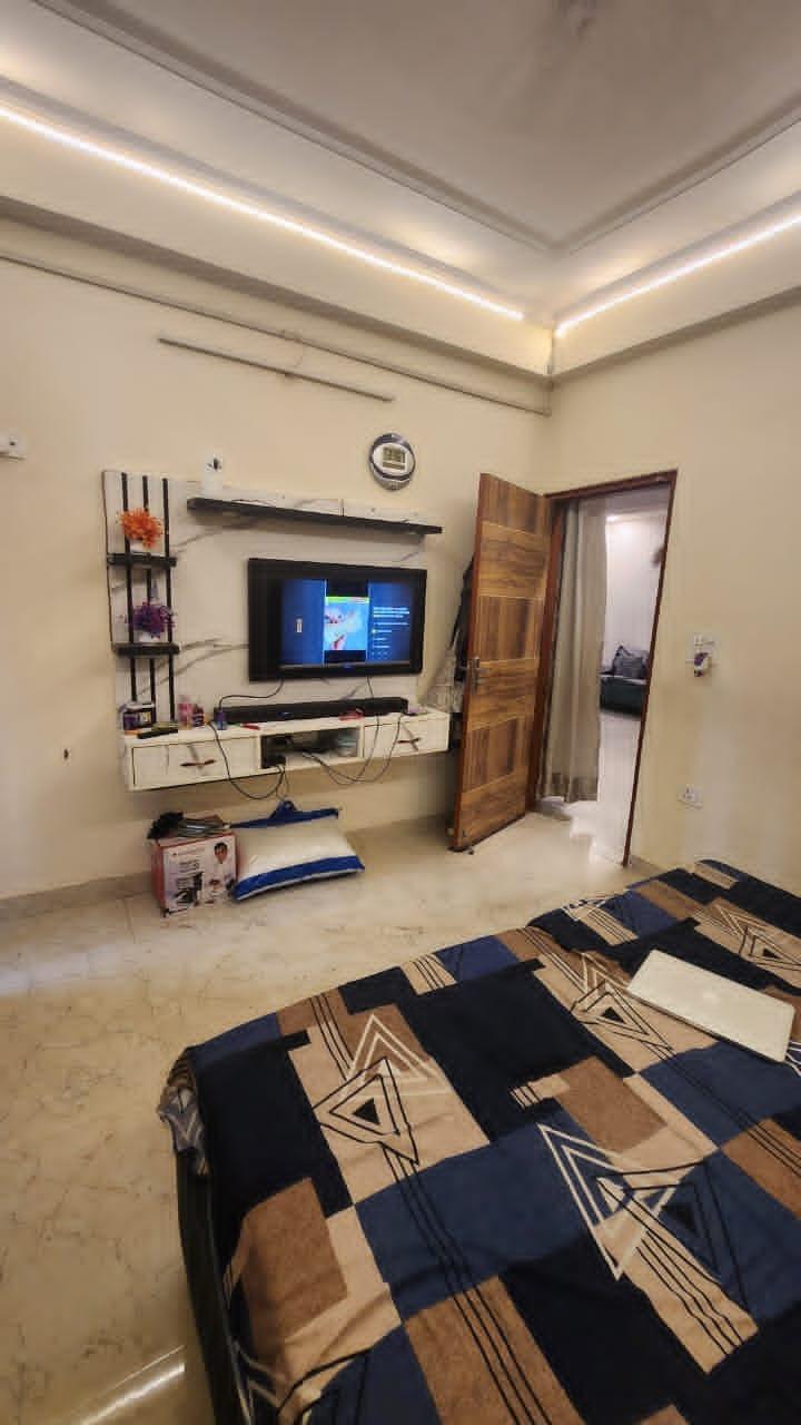 Amrapali Silicon City,  Sector 76, Noida, Uttar Pradesh