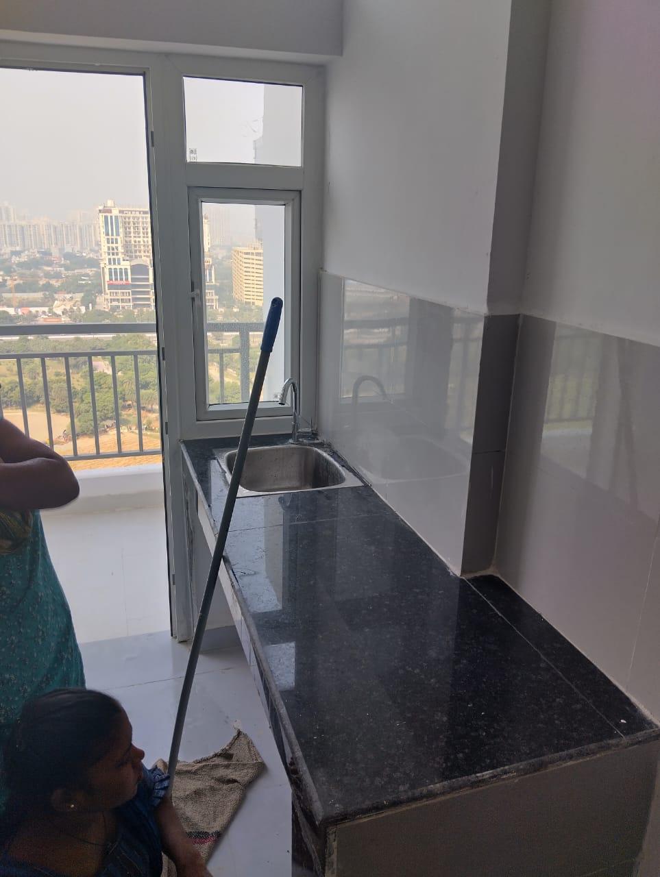 NX One – 600 SQFT | 1BHK | For Rent | Techzone 4, Noida Extension