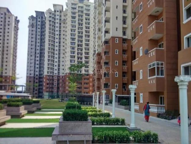 Project-Photo-103-The-Hyde-Park-Noida-5039110_600_800_470_1080.jpg