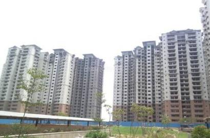 Hyde Park, Sector 78, Central Noida