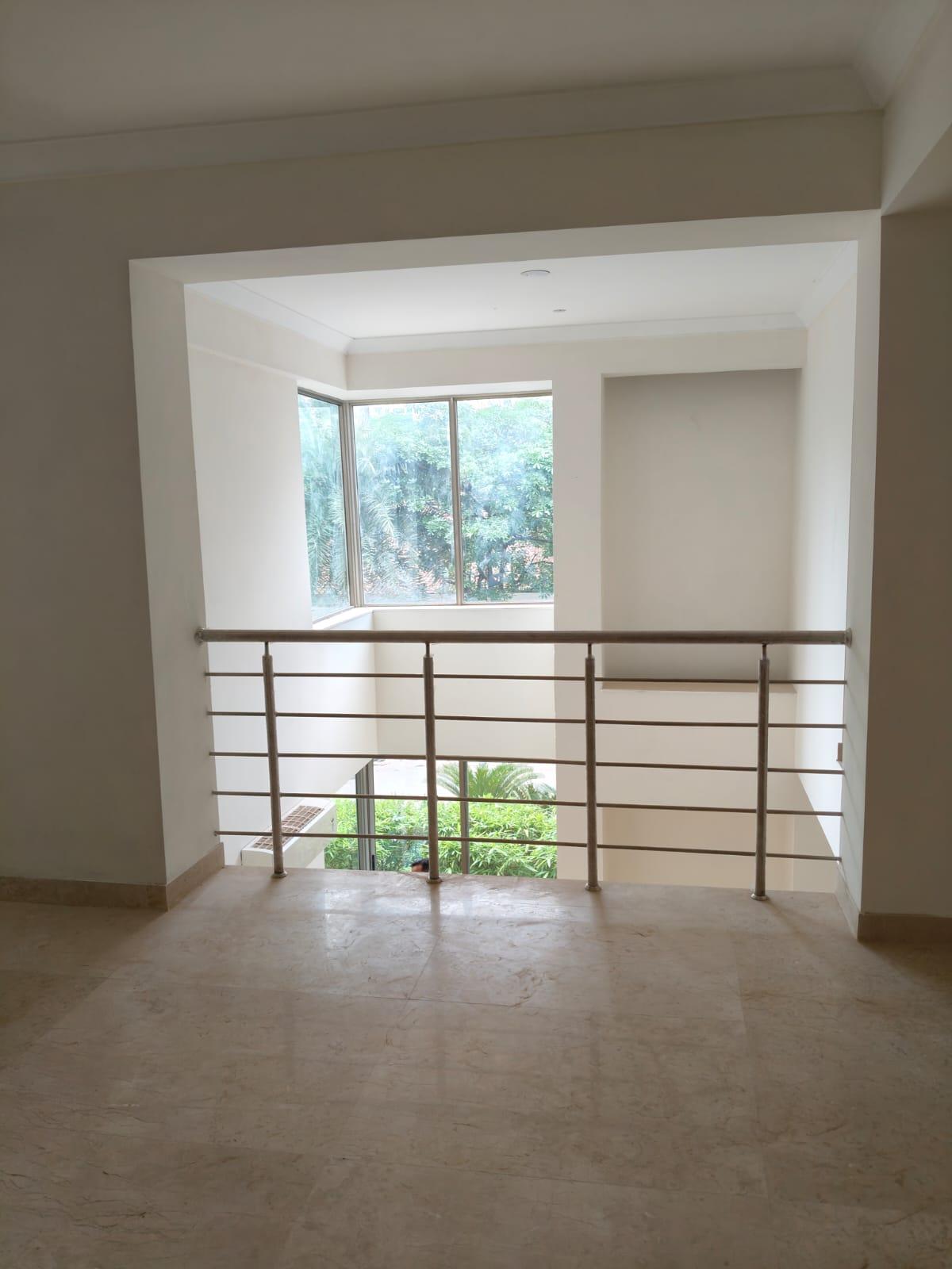 Parsvnath Exotica, Golf Course Road, Gurugram