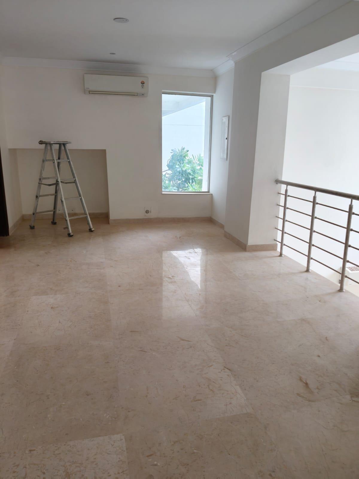 Parsvnath Exotica, Golf Course Road, Gurugram