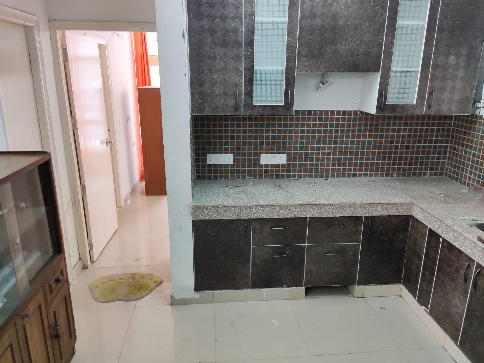 Radicon Vedantam – 925 SQFT | 2BHK Flat for Sale | Noida Extension