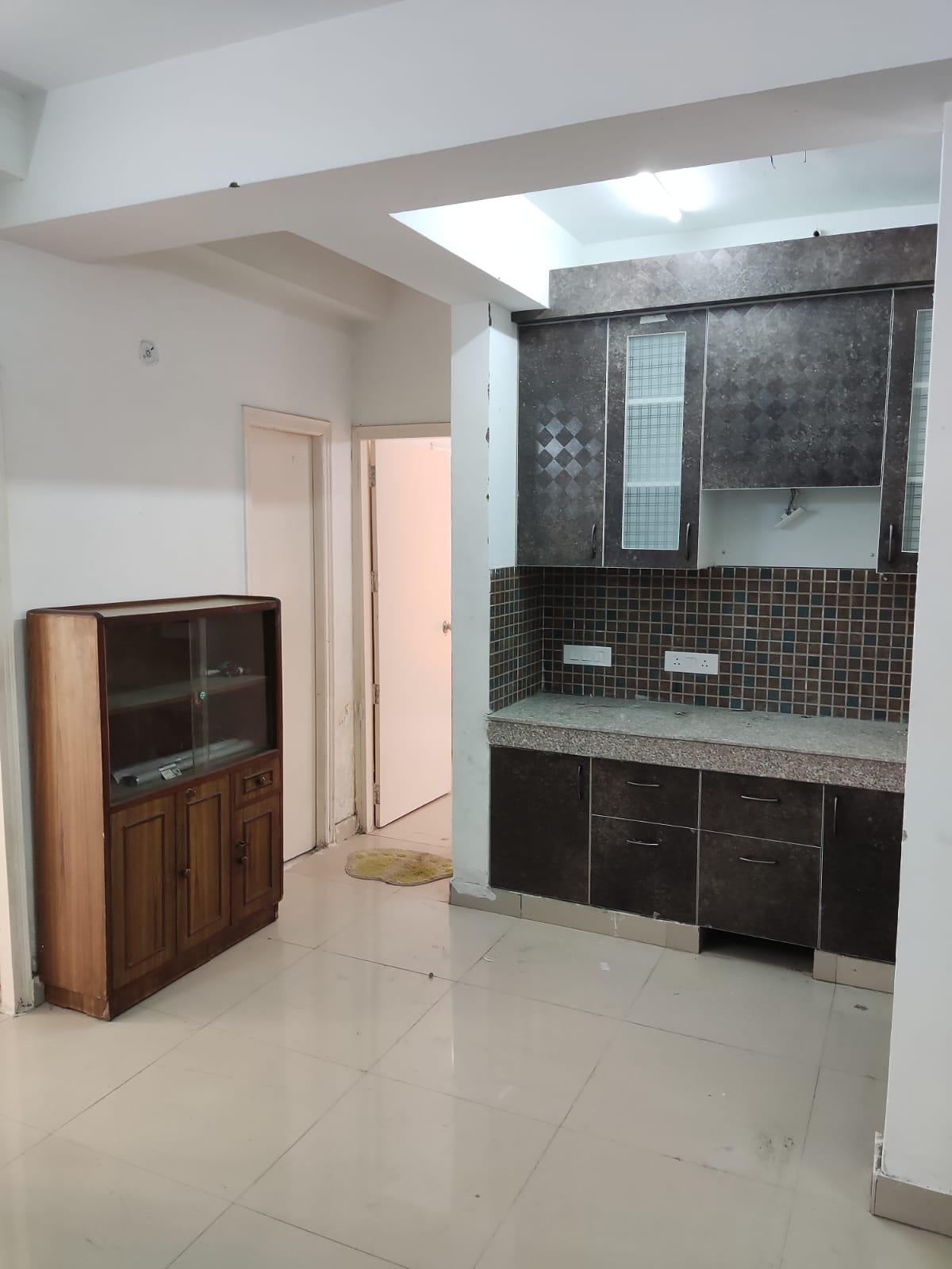 Radicon Vedantam – 925 SQFT | 2BHK Flat for Sale | Noida Extension