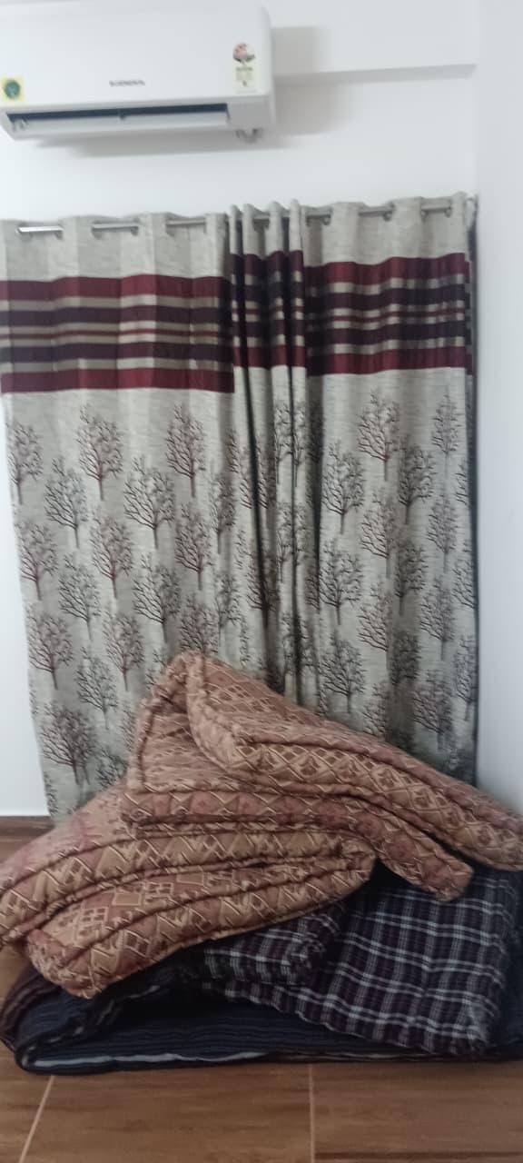 Trident Embassy Reso – 1405 SQFT | 3 BHK | 2 Toilets | 5th Floor | For Rent | Noida Extension