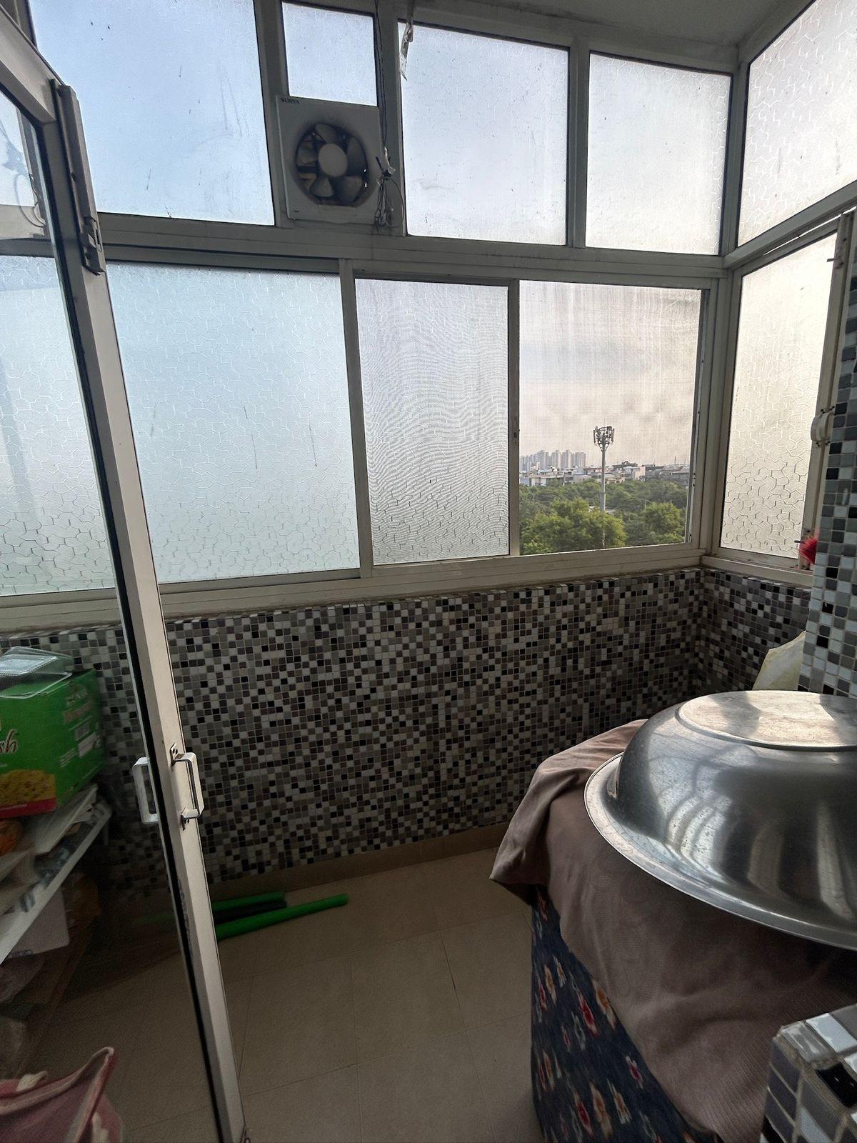 JM Aroma – 1850 SQFT | 3 BHK + 3T + SQ | For Rent | Sector 75 Noida