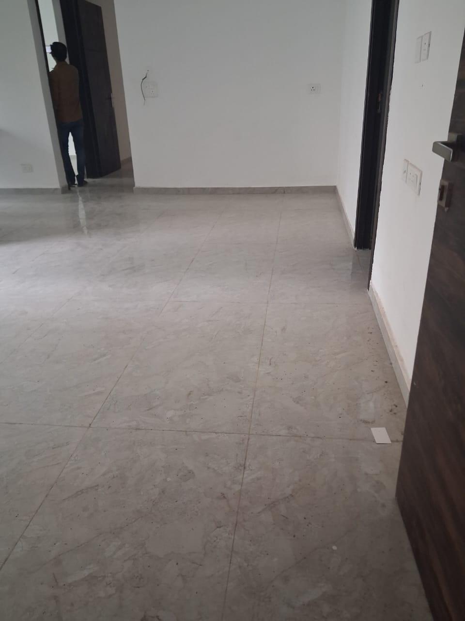 Nirala Estate – 1385 SQFT | 3BHK Flat for Sale | Techzone 4, Noida Extension