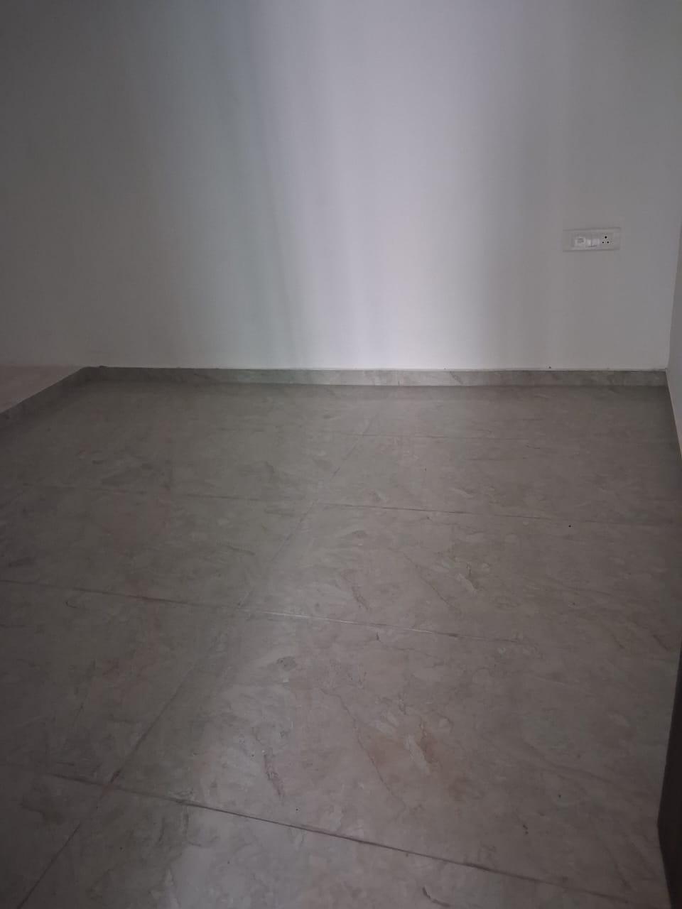 Nirala Estate – 1385 SQFT | 3BHK Flat for Sale | Techzone 4, Noida Extension