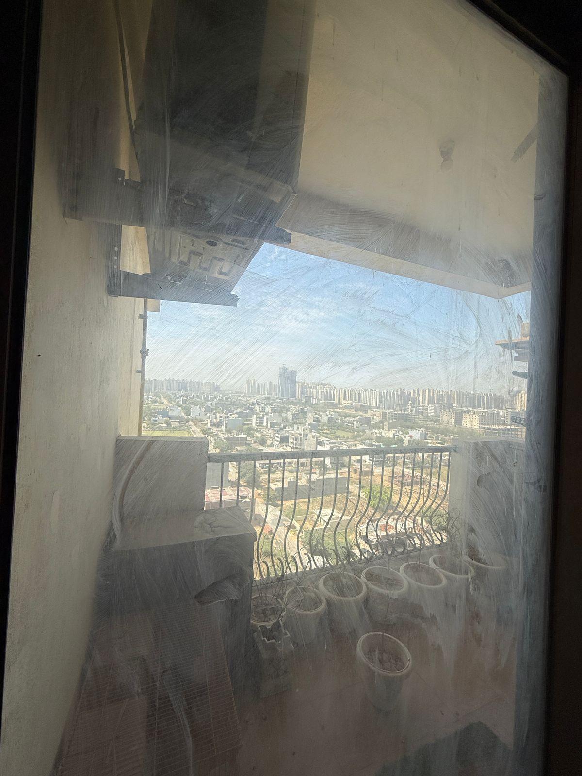 Eros Sampoornam – 1060 SQFT | 2 BHK + 2T + Store | For Sale | Noida Extension